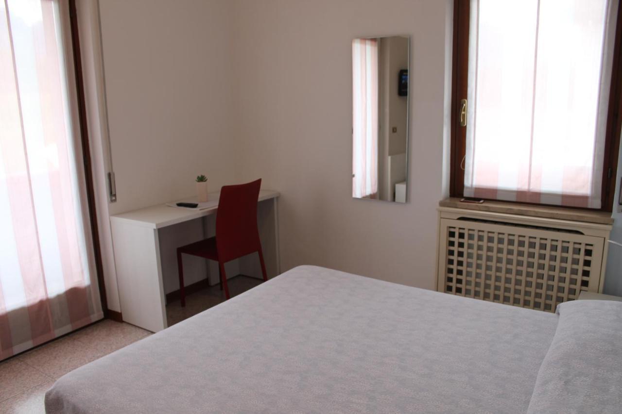 בלונו Hotel O'Scugnizzo 2 מראה חיצוני תמונה