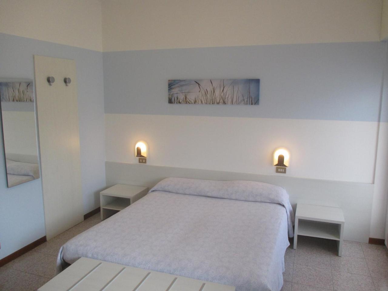 בלונו Hotel O'Scugnizzo 2 מראה חיצוני תמונה