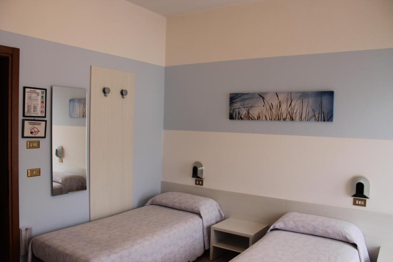 בלונו Hotel O'Scugnizzo 2 מראה חיצוני תמונה