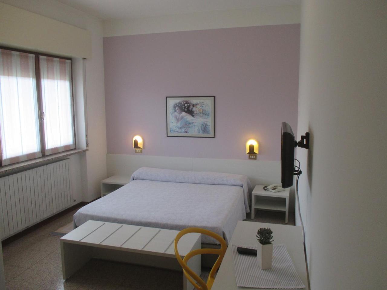בלונו Hotel O'Scugnizzo 2 מראה חיצוני תמונה