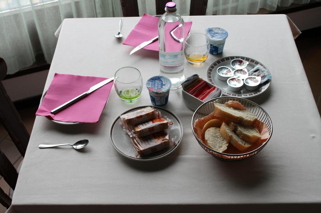 בלונו Hotel O'Scugnizzo 2 מראה חיצוני תמונה